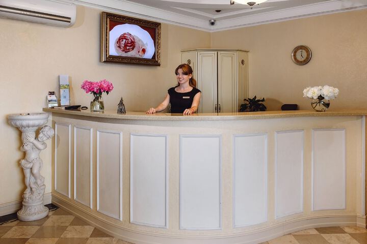 Lobby sitting area