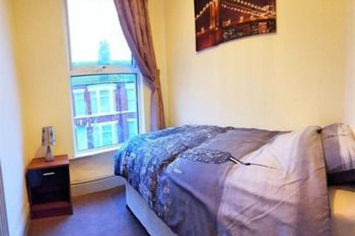 Room 8 of 24