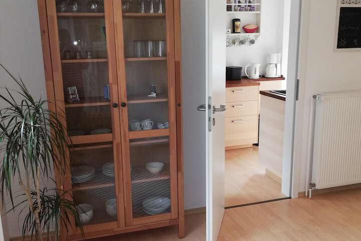 Room 11 of 27