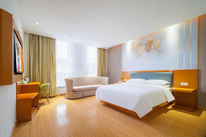 Shell Hotel Rizhao Donggang District Haiqu Park East Haiqu Road Night Market Shidai Square
