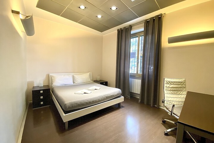 Room 5 of 30