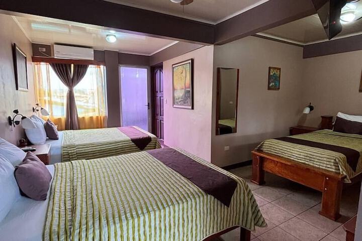 Room 148 of 269
