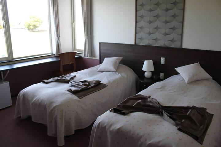 Room 9 of 39