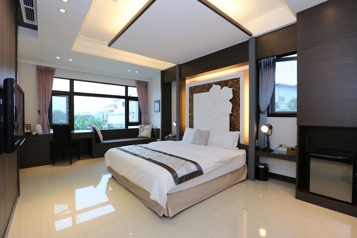 Room 5 of 42