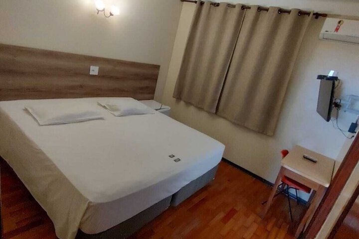 Room 7 of 35