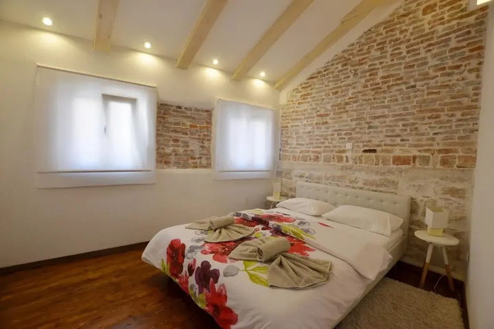 Grisia Attick in Rovinj