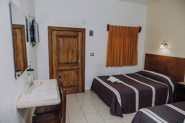 Room 46 of 142