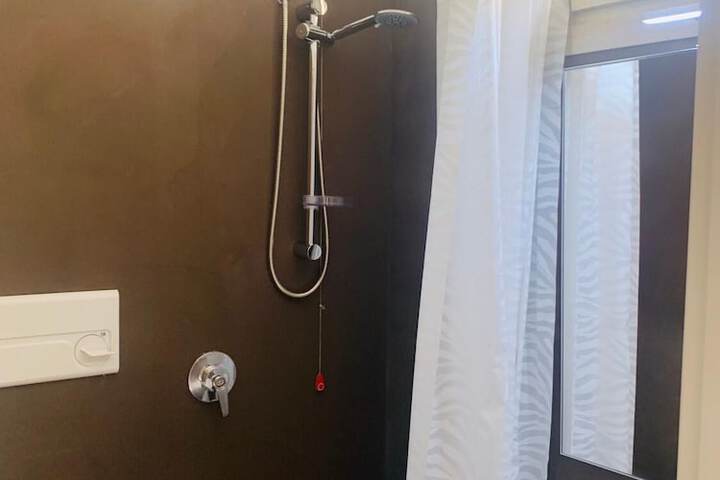 Room 40 of 92