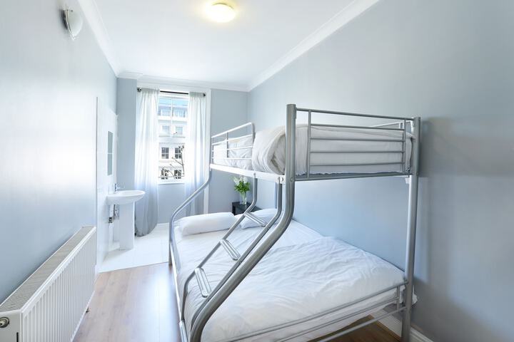 Room 5 of 56