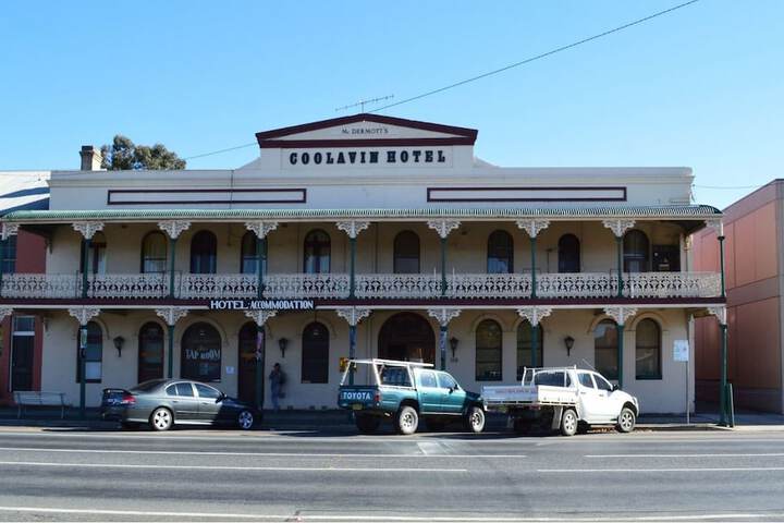 Image of Southern Railway Hotel Goulburn
