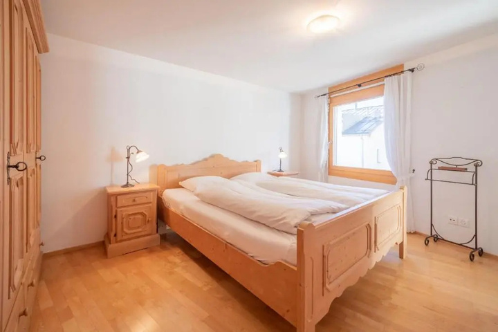 Room 3 of 11