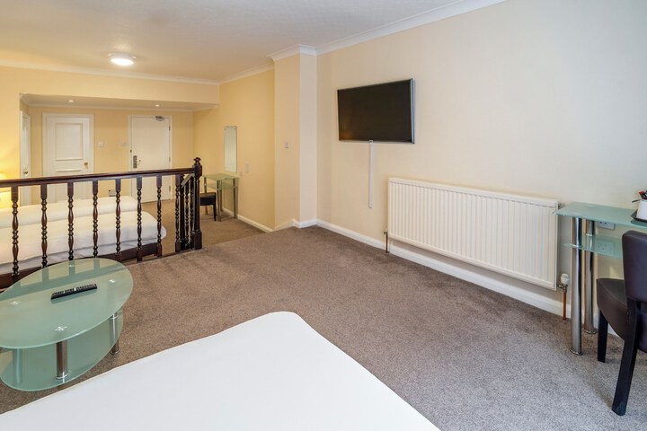 Room 36 of 54