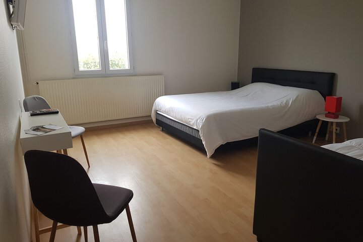 Room 3 of 24