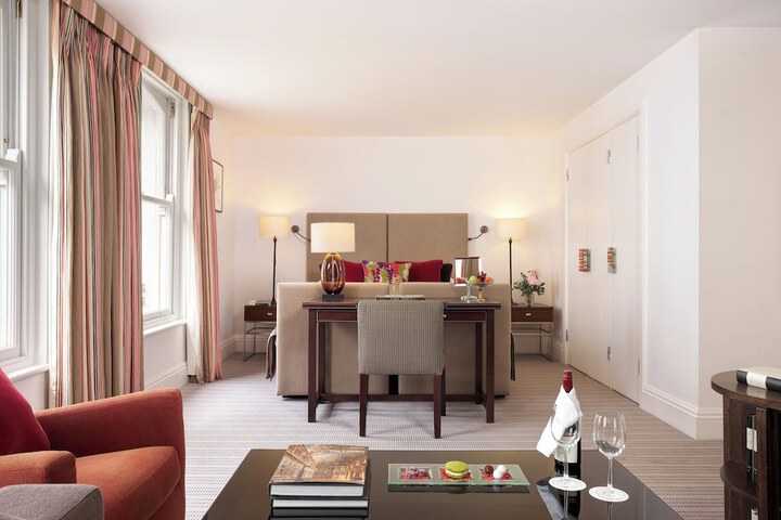 Room 35 of 54