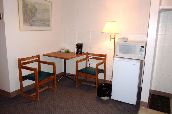 Room 37 of 72