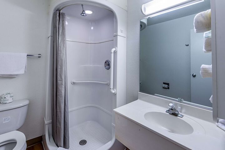 Clean Restrooms