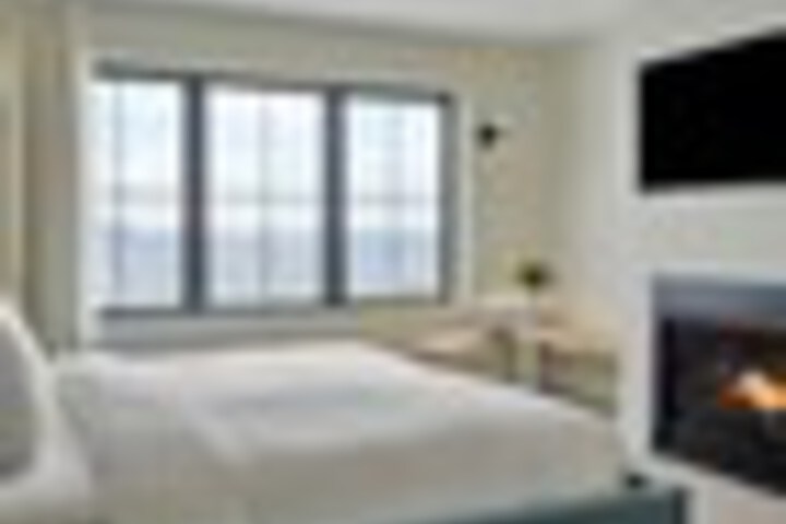 Room 47 of 129