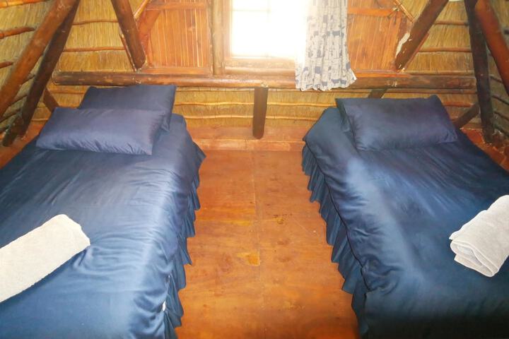 Room 11 of 23