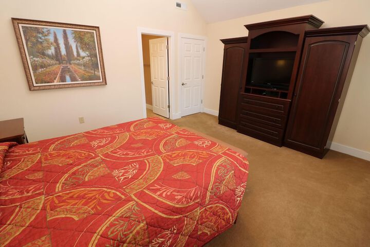 Room 24 of 126