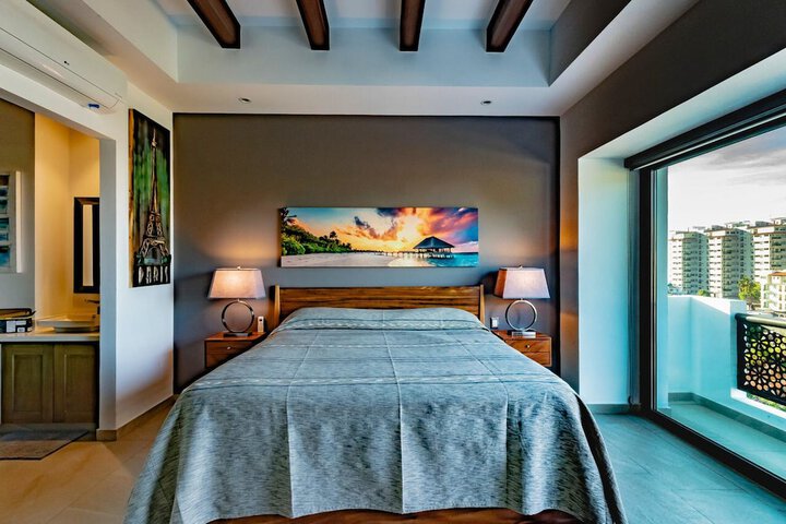 Room 5 of 26