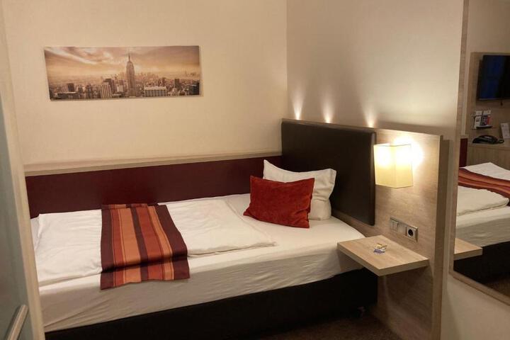 Photo 9