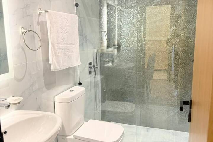 Room 46 of 57