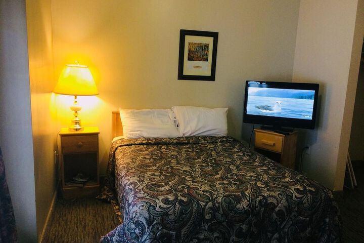 Room 7 of 75