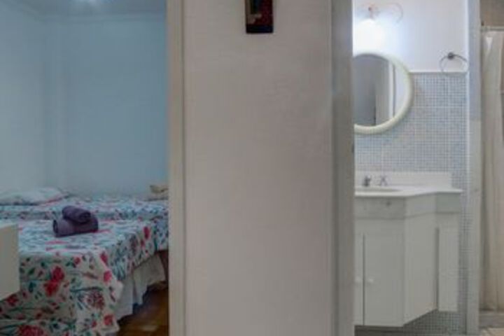 Room 9 of 29