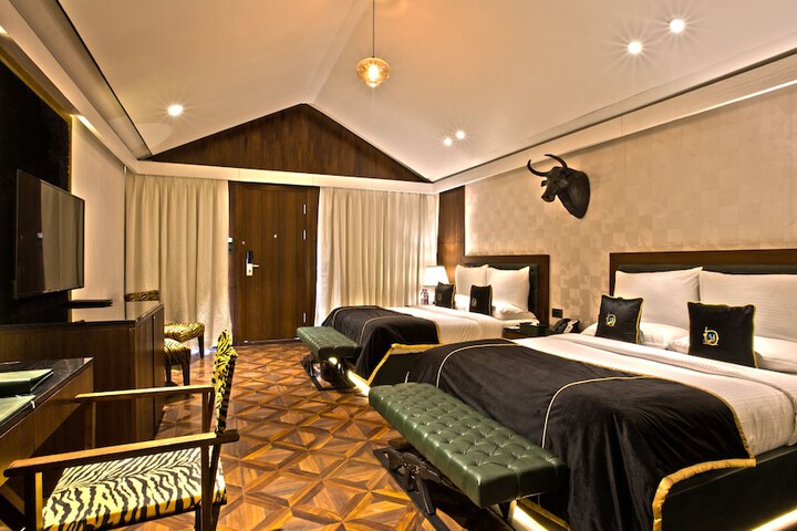 Room 3 of 27