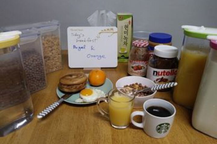 Breakfast/Coffee Service 13 of 96
