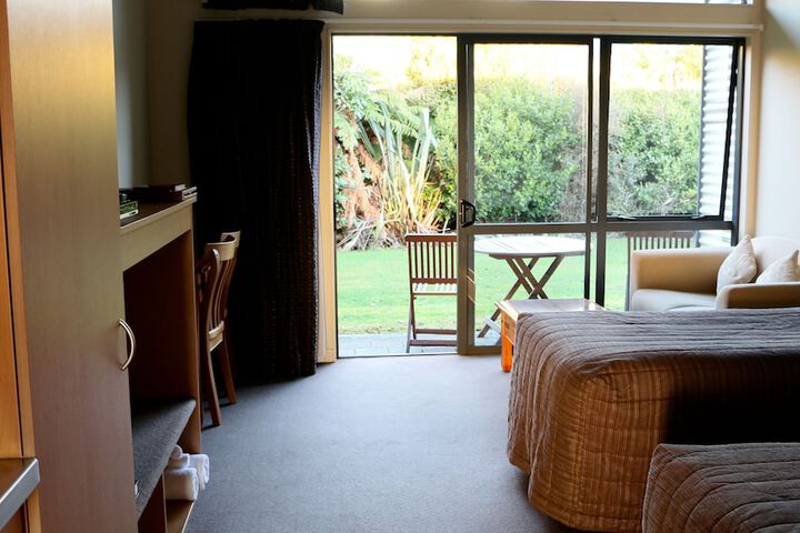 Room 13 of 77