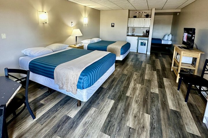 Room 15 of 53