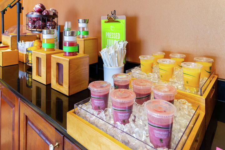 Breakfast area