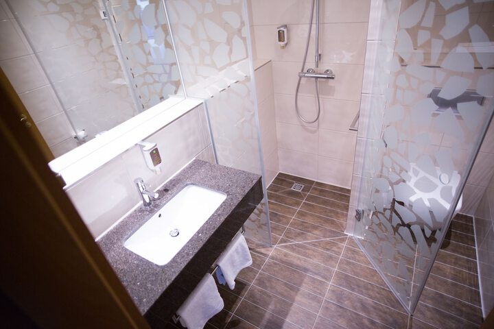 Clean Restrooms