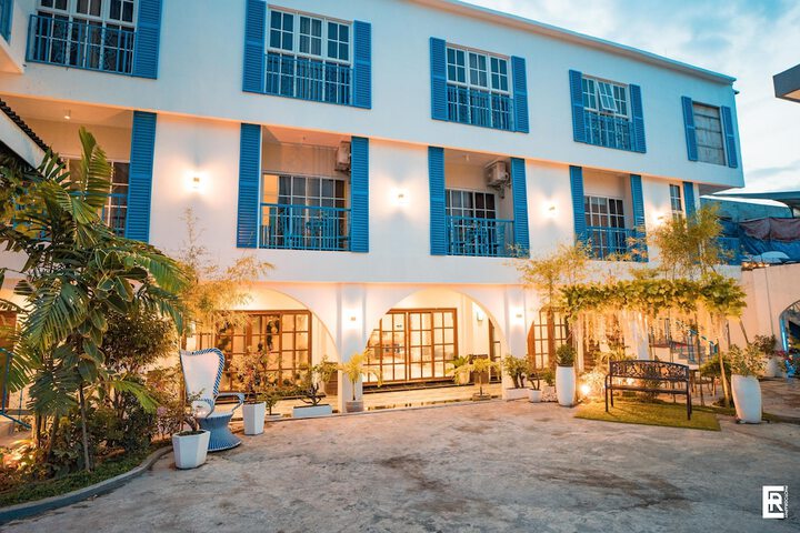 Hotel 175 of 188