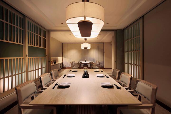 Dining 50 of 86