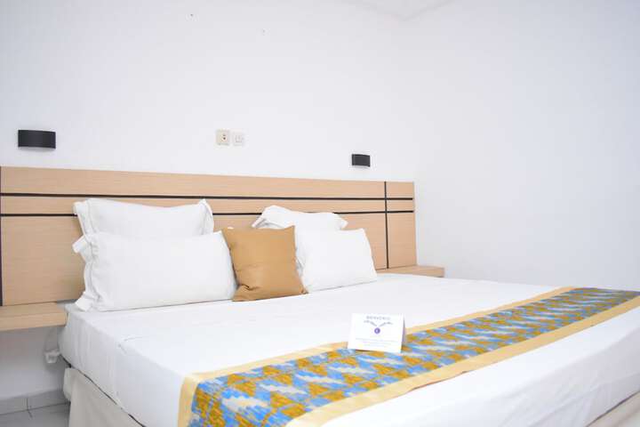 Room 7 of 43