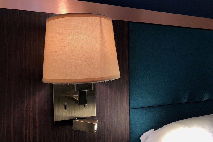 Room 52 of 91