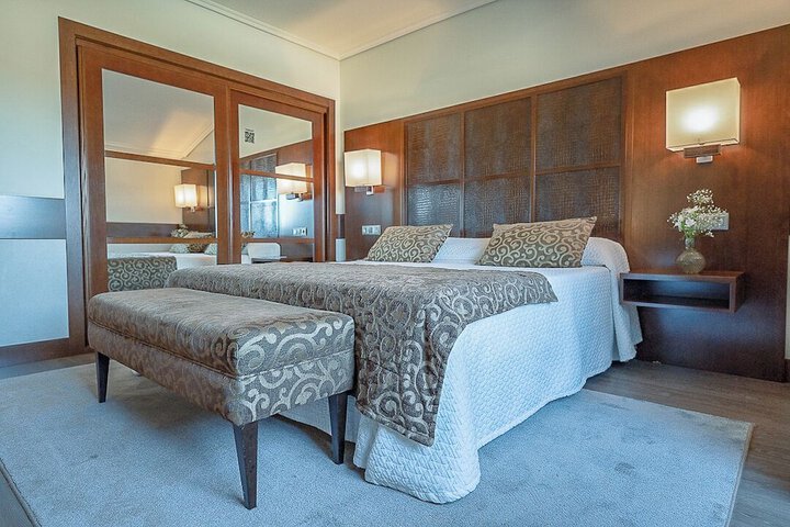 Room 16 of 65