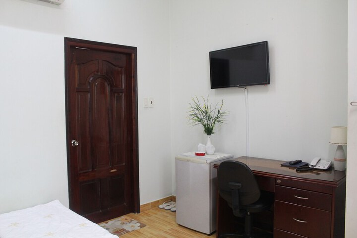 Room 25 of 47