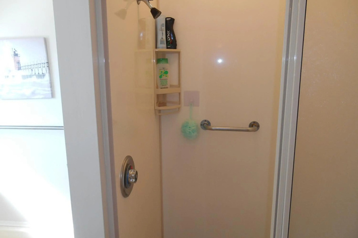 Room 5 of 13