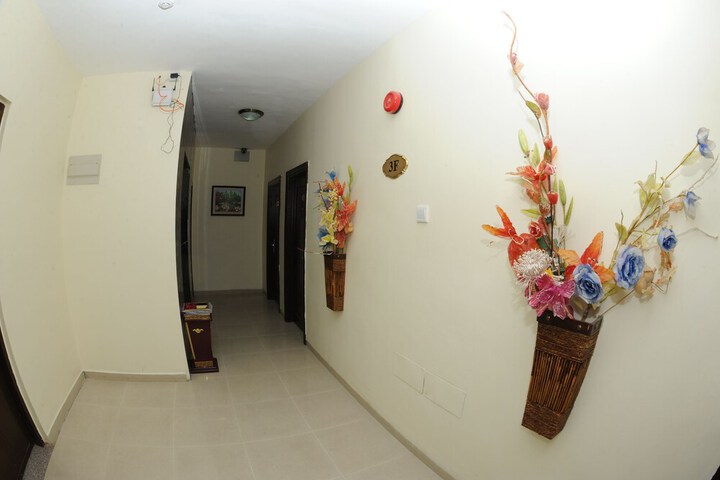 Ballroom/Hall 37 of 39