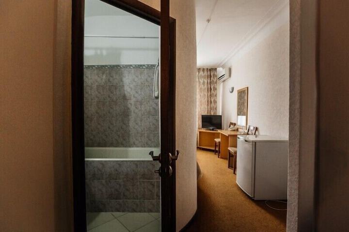 Room 14 of 44
