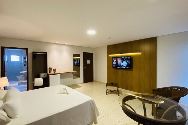 Room 27 of 51