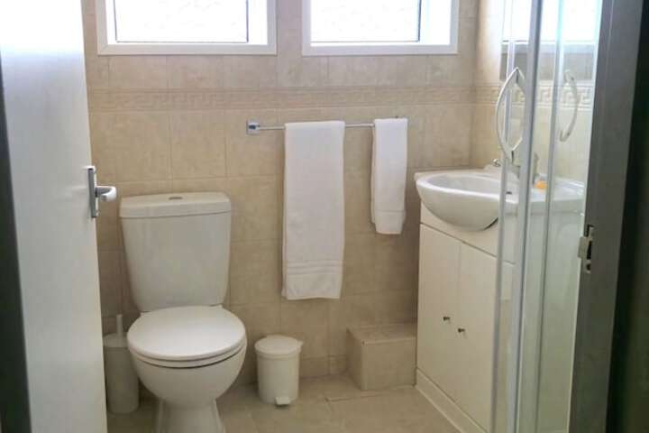 Room 14 of 25