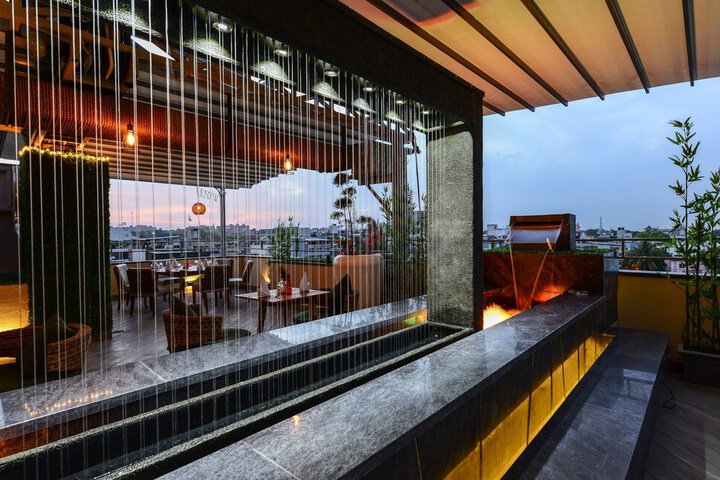 Hotel 42 of 43