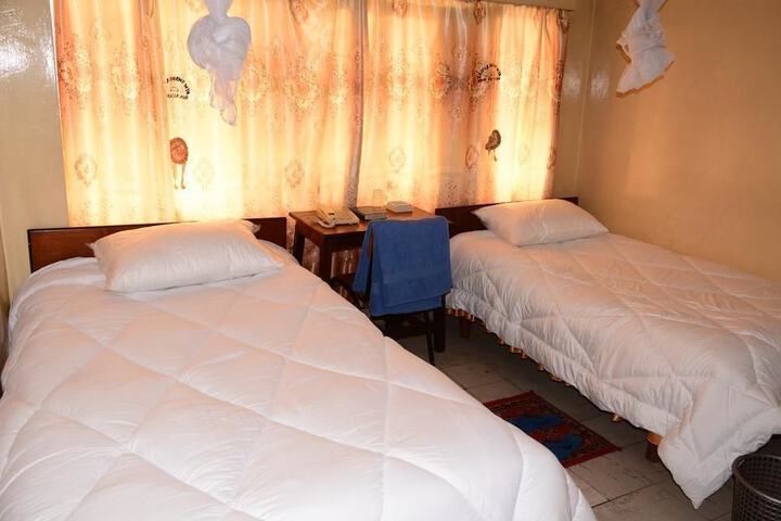 Room 12 of 24