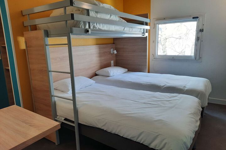 Room 18 of 44