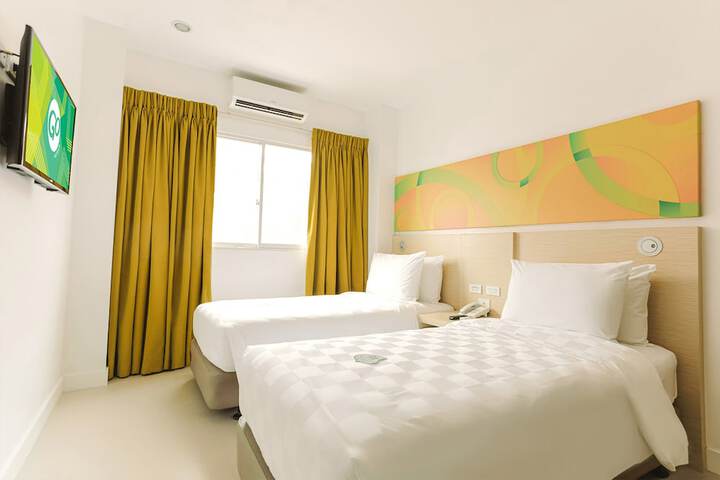 Room 12 of 36