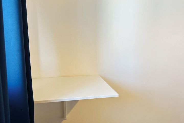 Room 8 of 44